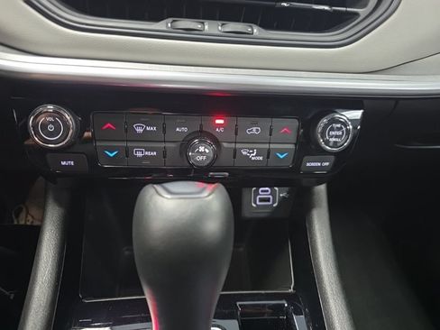 Used 2025 Jeep Compass Limited AWD/4WD image 21