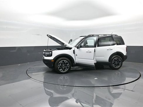 New 2025 Ford Bronco Sport Outer Banks w/ Outer Banks Tech Package+ image 33