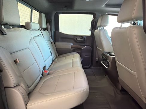Used 2019 GMC Sierra 1500 SLT w/ SLT Premium Plus Package AWD/4WD image 32