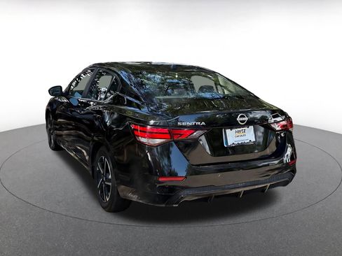 Used 2024 Nissan Sentra SV FWD image 5