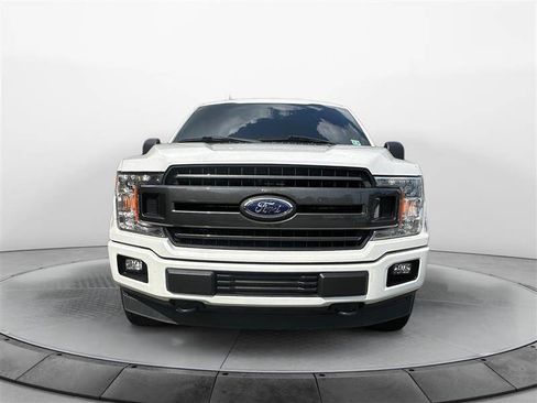 Used 2018 Ford F150 XLT w/ Equipment Group 302A Luxury image 8