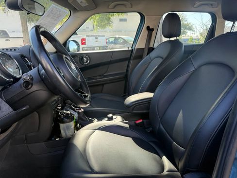 Used 2019 MINI Cooper Countryman FWD image 9