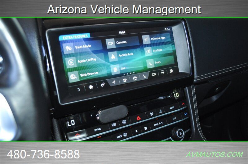 Used 2020 Jaguar F-PACE S AWD/4WD image 32