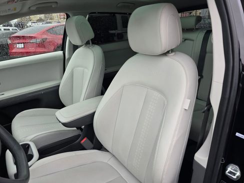 Used 2023 Hyundai Ioniq 5 Limited image 21