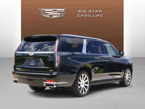 Used 2024 Cadillac Escalade ESV Premium Luxury Platinum AWD/4WD image 5