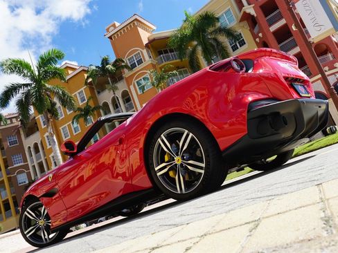 Used 2022 Ferrari Portofino M RWD image 39