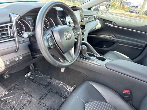 Used 2023 Toyota Camry SE FWD image 21