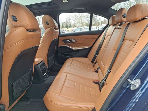Used 2019 BMW 330i xDrive Sedan w/ Premium Package image 10