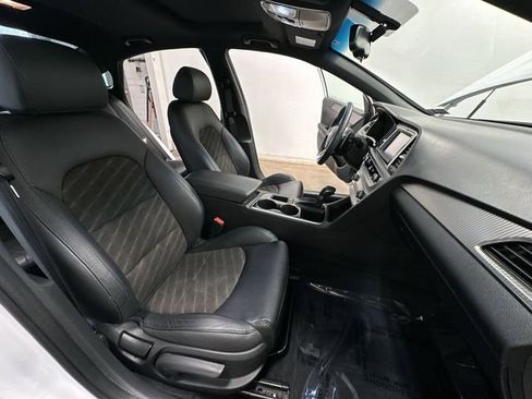 Used 2018 Hyundai Sonata Sport image 22