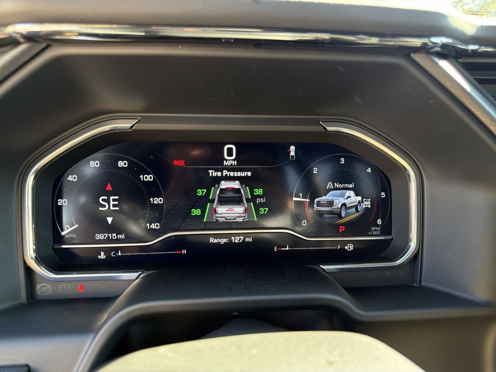 Used 2024 GMC Sierra 1500 AT4 w/ Technology Package AWD/4WD image 16