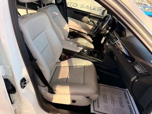 Used 2012 Mercedes-Benz E 350 4MATIC Sedan image 25