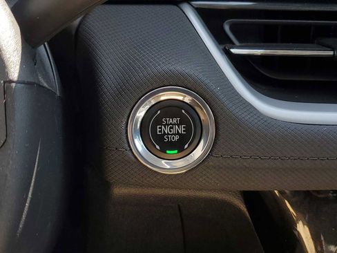 Used 2025 Chevrolet TrailBlazer LT FWD image 29