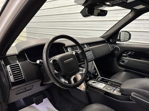 Used 2018 Land Rover Range Rover image 12