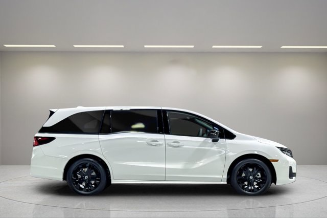 New 2027 Honda Odyssey Sport-L image 2
