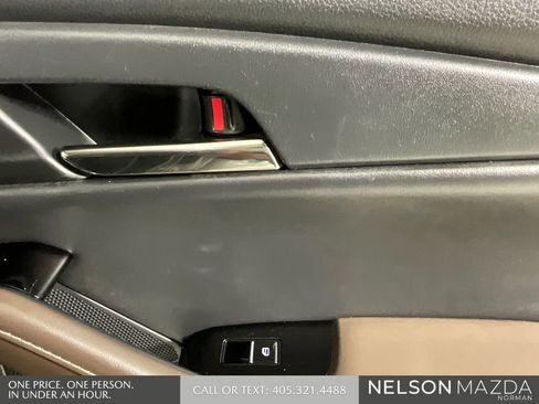 Certified 2022 MAZDA CX-30 AWD 2.5 S w/ Premium Package image 19