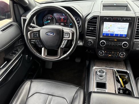 Used 2021 Ford Expedition Limited image 15