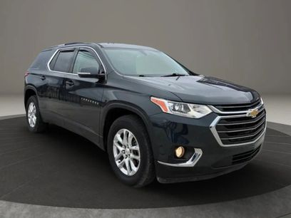 Used 2018 Chevrolet Traverse LT