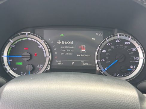 Used 2023 Toyota Highlander XLE AWD/4WD image 27