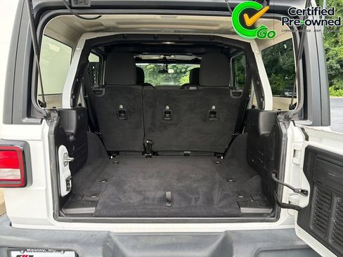 Certified 2019 Jeep Wrangler Unlimited Sport S AWD/4WD image 18