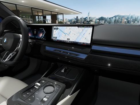 New 2026 BMW 540i xDrive w/ M Sport Package image 14