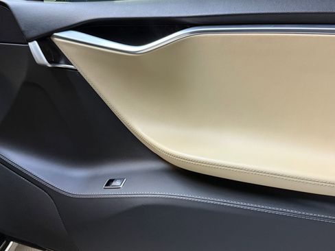 Used 2014 Tesla Model S P85 image 39