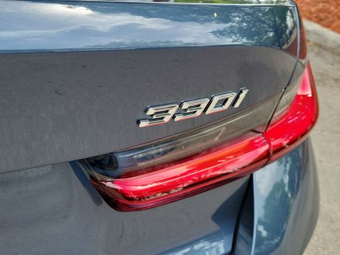New 2026 BMW 330i Sedan w/ Convenience Package RWD image 5