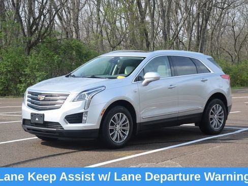 Used 2017 Cadillac XT5 Luxury w/ Driver Awareness Package FWD image 21