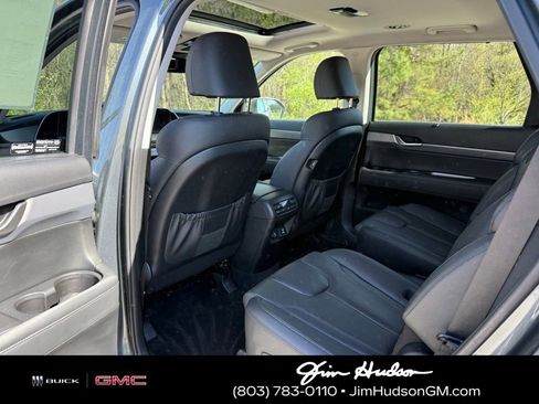 Used 2022 Hyundai Palisade SEL w/ Premium Package image 25