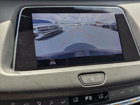 Used 2023 Cadillac XT4 Premium Luxury FWD image 14