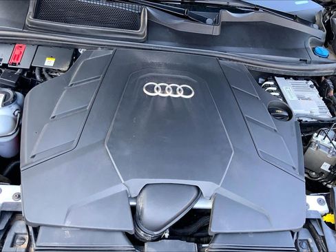 Used 2021 Audi Q8 Premium AWD/4WD image 32