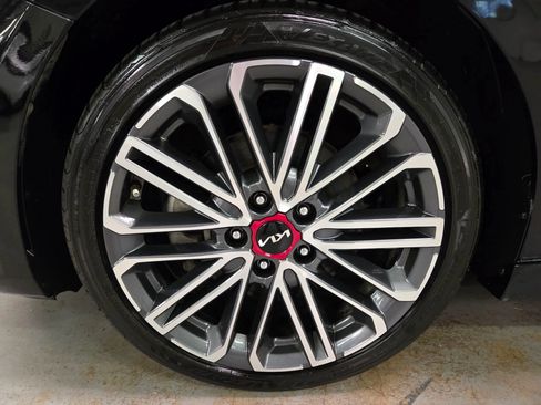 Used 2022 Kia Forte GT FWD image 13