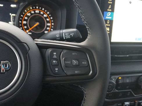 New 2025 Jeep Gladiator Sport AWD/4WD image 22