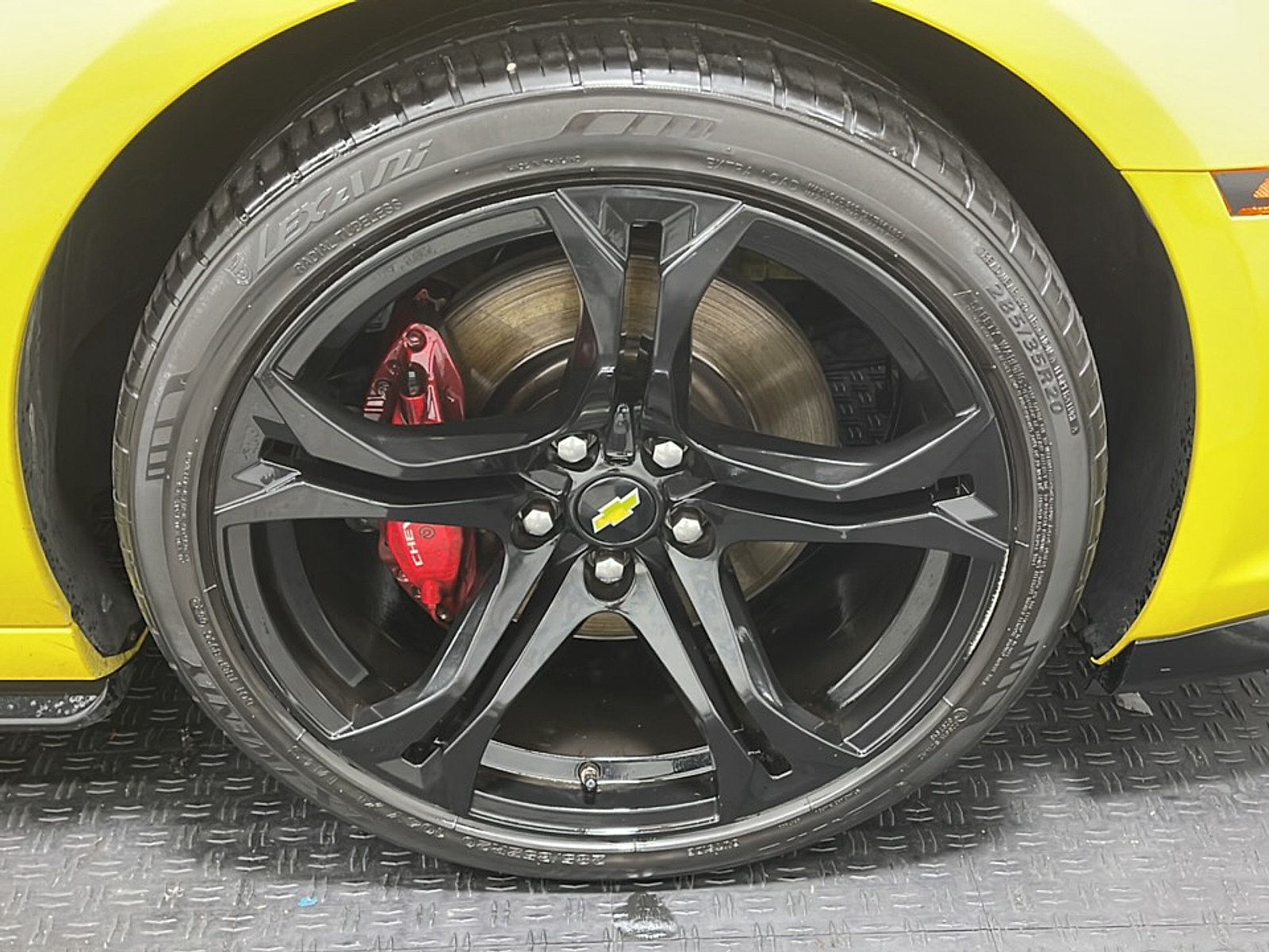 Used 2014 Chevrolet Camaro SS w/ SS Performance Package RWD image 22