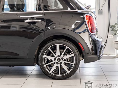 Used 2023 MINI Cooper S FWD image 8