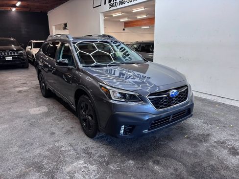 Used 2020 Subaru Outback Onyx Edition XT AWD/4WD image 2