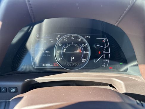 Used 2020 Lexus ES 350 w/ Premium Package image 16