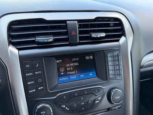 Used 2018 Ford Fusion S FWD image 14