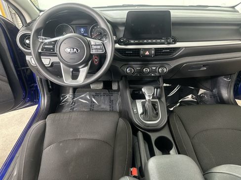 Used 2021 Kia Forte LXS FWD image 17