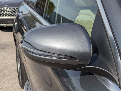 Used 2019 Mercedes-Benz GLC 300 image 12