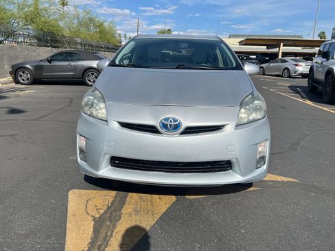 Used 2010 Toyota Prius FWD image 2