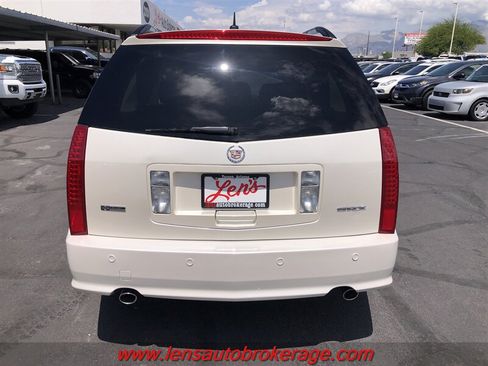 Used 2005 Cadillac SRX V8 RWD image 7