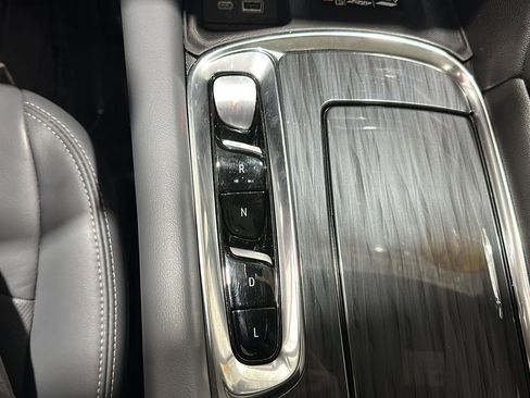 Used 2023 Buick Enclave Essence w/ Experience Buick Package image 17