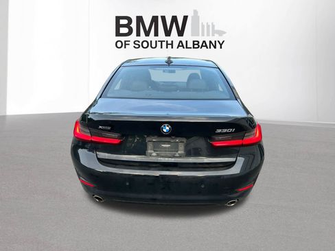 Used 2021 BMW 330i xDrive Sedan w/ Convenience Package AWD/4WD image 4