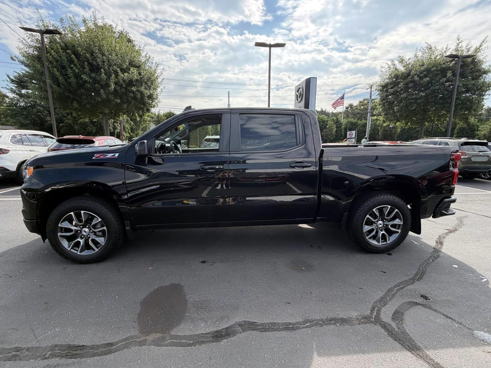 Used 2023 Chevrolet Silverado 1500 RST w/ Z71 Off-Road Package AWD/4WD image 8