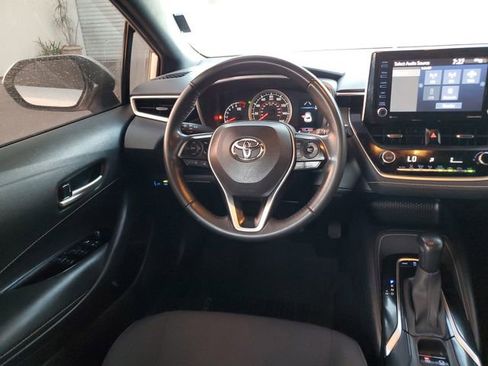 Used 2022 Toyota Corolla SE image 13