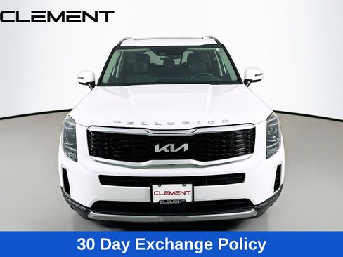 Used 2022 Kia Telluride EX w/ Towing Package image 3