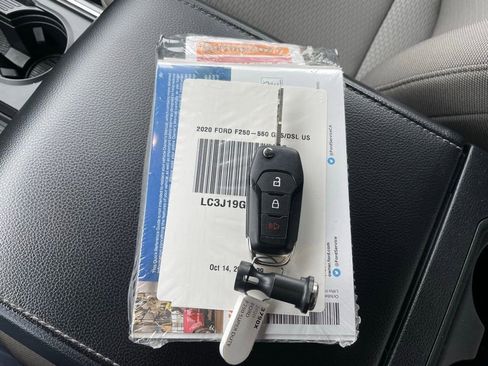Used 2020 Ford F250 XLT w/ XLT Premium Package image 44