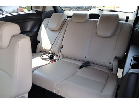 Used 2018 Honda Odyssey Elite image 13