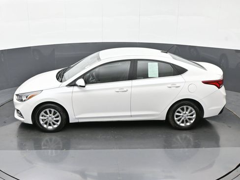 Used 2022 Hyundai Accent SEL FWD image 36