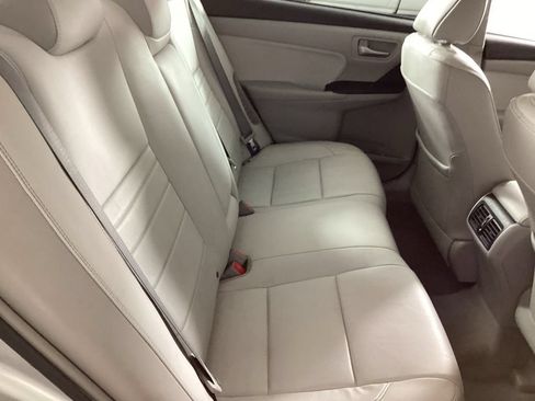 Used 2015 Toyota Camry XLE w/ Moonroof Package FWD image 20